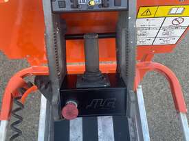 JLG 1930ES 2013 model (5 years compliance left) - picture0' - Click to enlarge