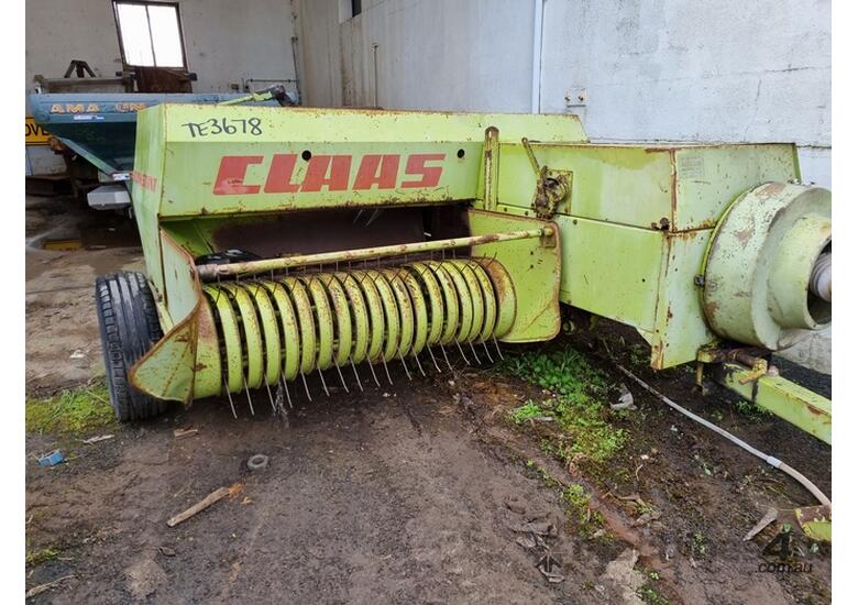 Claas Constant Small Square Baler