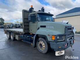 2001 Mack CH688 RST - picture0' - Click to enlarge