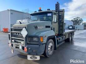 2001 Mack CH688 RST - picture0' - Click to enlarge