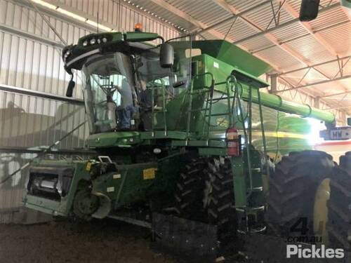 2016 John Deere S670