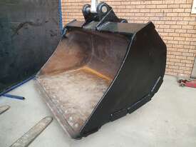 2m Excavator Mud Bucket  - picture0' - Click to enlarge