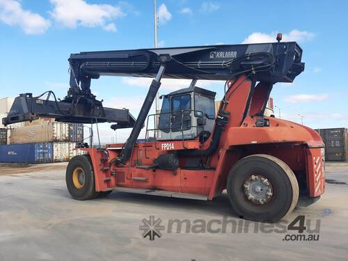 Kalmar DRT450 Reach Stacker