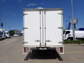 MITSUBISHI CANTER - picture2' - Click to enlarge