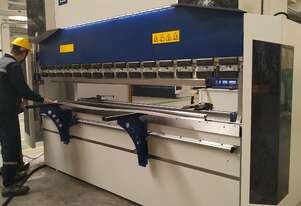 In Stock - MVD Press Brake B135T - 3100mm Delem 66S 5 Axis * ITALIAN EUROSTAMP TOOLING *