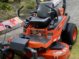 Kubota ZD 331 Zero Turn - picture1' - Click to enlarge