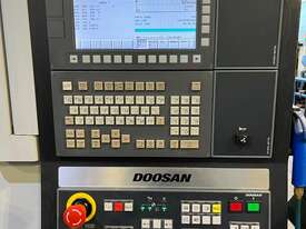 CNC lathe DOOSAN - LYNX 2100 B MACH-ID 7378 - picture2' - Click to enlarge