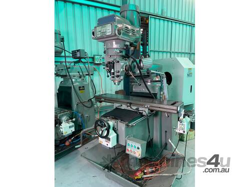 King Rich KR-V2000 Milling machine