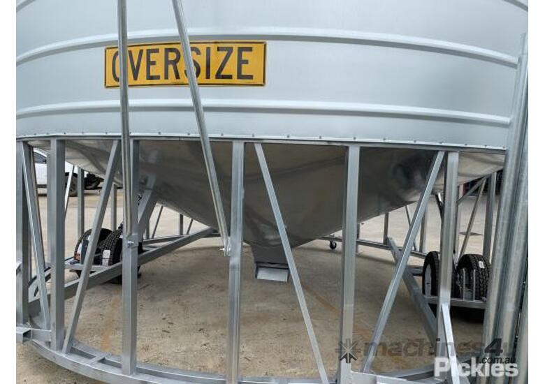 Used Grain Bin Grain Commander 62 Tonne Grain Bin 15 Auger Hydraulic