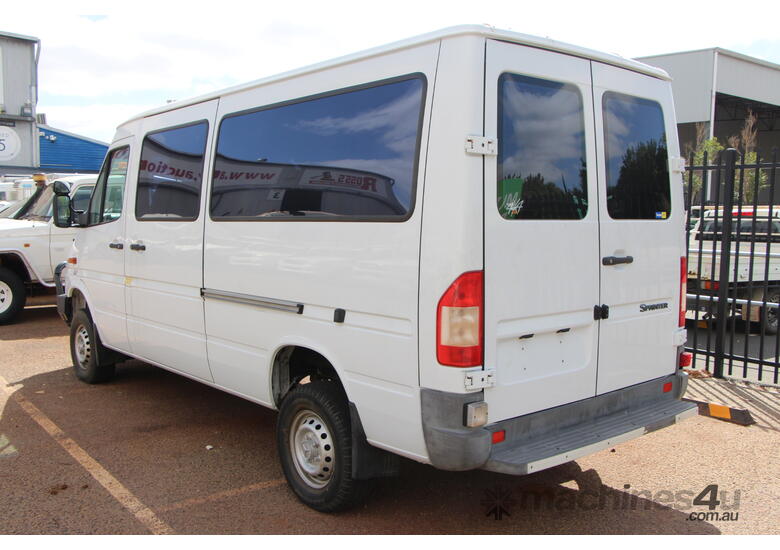 Buy Used 2005 mercedes benz 2005 MERCEDES SPRINTER VAN Vans in