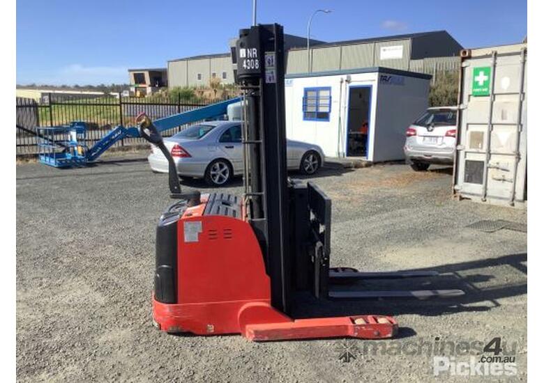 Used powerlifter Power Lifter Construction Equipment in , Listed on