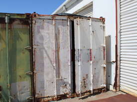 20FT SHIPPING CONTAINER, WOODEN FLOOR - picture0' - Click to enlarge