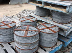 Trellis Wire  8 Rolls x 500m - picture0' - Click to enlarge