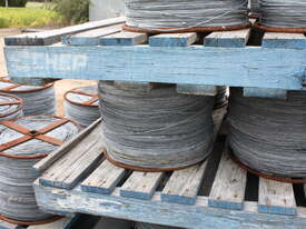 Trellis Wire  8 Rolls x 500m - picture2' - Click to enlarge