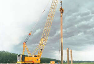 XCMG 180t Lattice Crawler Crane XLC180 for sale