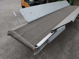 Motorised Belt Conveyor with Large Guards - 5.45m long - picture1' - Click to enlarge