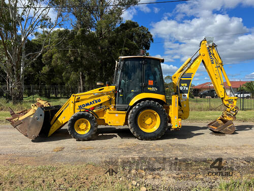 Komatsu WB97R Backhoe Loader Loader