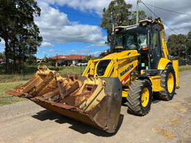 Komatsu WB97R Backhoe Loader Loader - picture1' - Click to enlarge