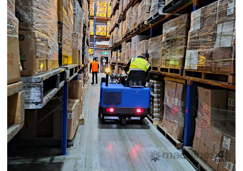 caption BUY CONQUEST INDUSTRIAL LPG GAS SWEEPER WITH WATERPROOF FILTER * BRISBANE QLD