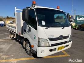 2013 Hino 300 617 - picture0' - Click to enlarge