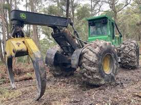 Used 2014 John Deere 848H Skidder - picture1' - Click to enlarge