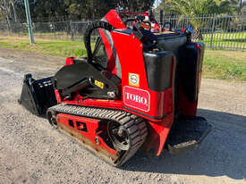 Toro TX1000 Skid Steer Loader - picture1' - Click to enlarge