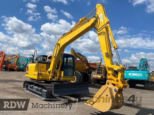 Komatsu PC130-8 Excavator 