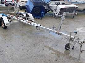 Custom Boat Trailer - picture0' - Click to enlarge