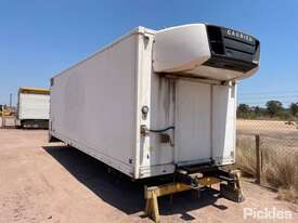 Refrigerator Truck Body.
Mechanical Condition and Motor Condition Unknown. - picture0' - Click to enlarge