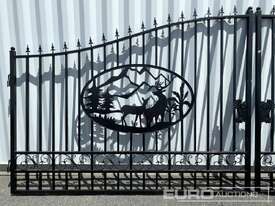 Unused Greatbear 6.0m Bi-Parting Iron Gate - picture1' - Click to enlarge