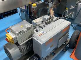 Multivac T600 Automatic Tray Sealer with MAP + Skin* - picture1' - Click to enlarge