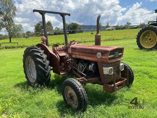 Massey Ferguson 135 Agricultural Tractor