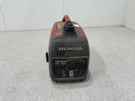 Honda Inverter EU20i Generator (Ex-Council) - picture2' - Click to enlarge