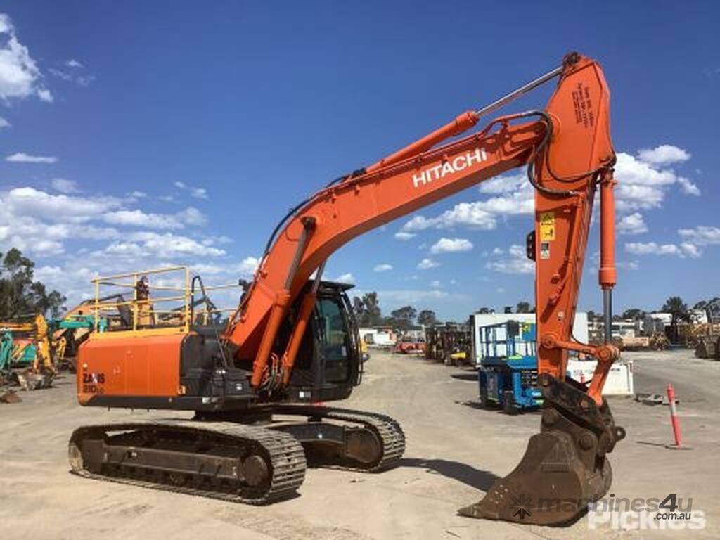 Used 2019 Hitachi ZX210LC-5B Excavator In MILPERRA, NSW