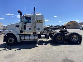 2010 Mack Trident 6x4 Prime Mover - picture1' - Click to enlarge