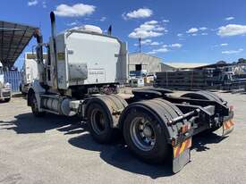 2010 Mack Trident 6x4 Prime Mover - picture2' - Click to enlarge
