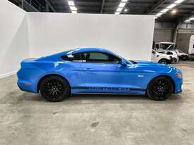 2017 Ford Mustang GT V8 6sp Auto Coupe - picture2' - Click to enlarge