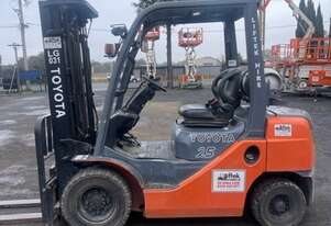 LIFTEK - TOYOTA 32-8FG25 Forklift