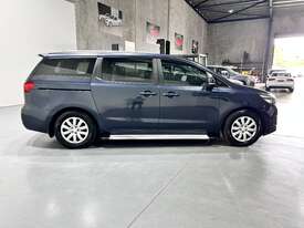 2015 Kia Carnival S Petrol - picture2' - Click to enlarge