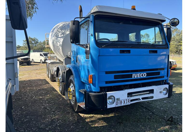 caption Concrete Truck: 2003 Iveco 2350G Acco Agitator - Good tyres all around, ready for work!