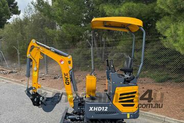 XHD12 1.2 Ton Mini Excavator With Swing Boom And Semi-Automatic Quick Hitch
