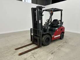 2012 Flexilift FG25 Ride-On Forklift 2.3T Capacity (Petrol/Gas) - picture0' - Click to enlarge