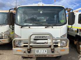 2011 Isuzu NPS 300   4x4 Tray Truck - picture0' - Click to enlarge