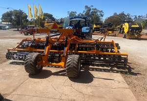 Speedtill Disc Barrett 48 Disc 6 metre Fold up Trailing