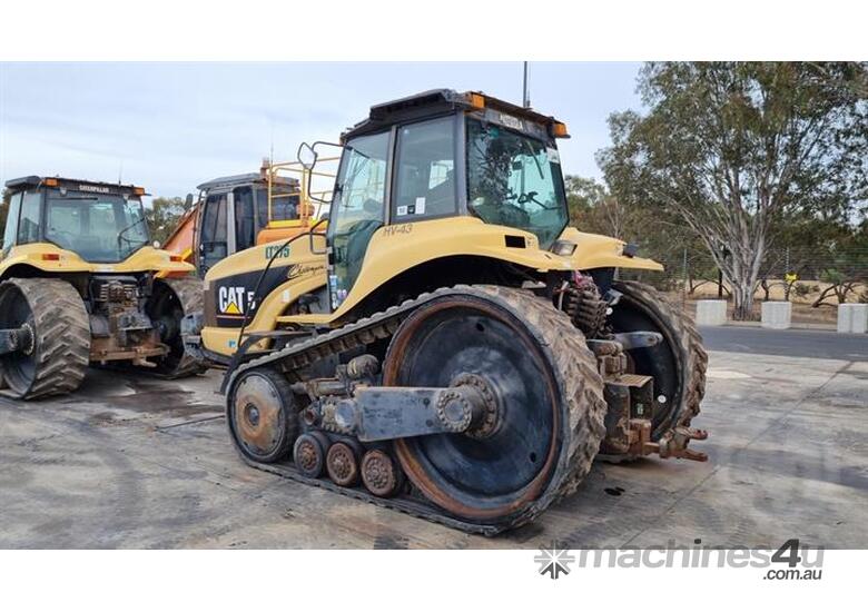 caption Caterpillar Challenger