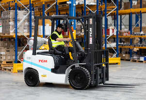 TCM 2.5T Counterbalance Forklift (LPG & Diesel), Lower Fuel Consumption & Operating Noise