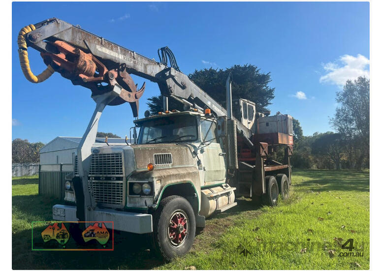 (7749) Prentice 210E log Loader (Mcdougalls Hill, NSW)