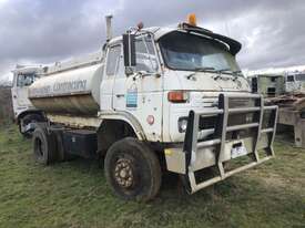 1981 Nissan Diesel Water Cart - picture0' - Click to enlarge