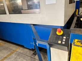 Trumpf 3030 4Kw CO2 Laser Cutting Machine 2008 - picture2' - Click to enlarge