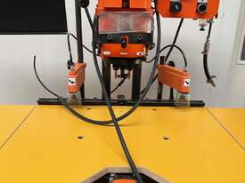 Blum Minipress P Machine for sale  - picture1' - Click to enlarge